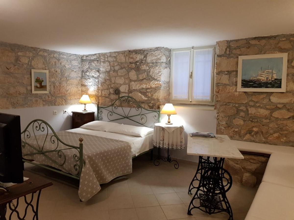 Apartments Gabri Mali Lošinj Extérieur photo